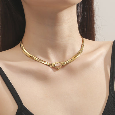 Elegant Luxurious Shiny Heart Shape Titanium Steel Polishing Plating 18K Gold Plated Necklace