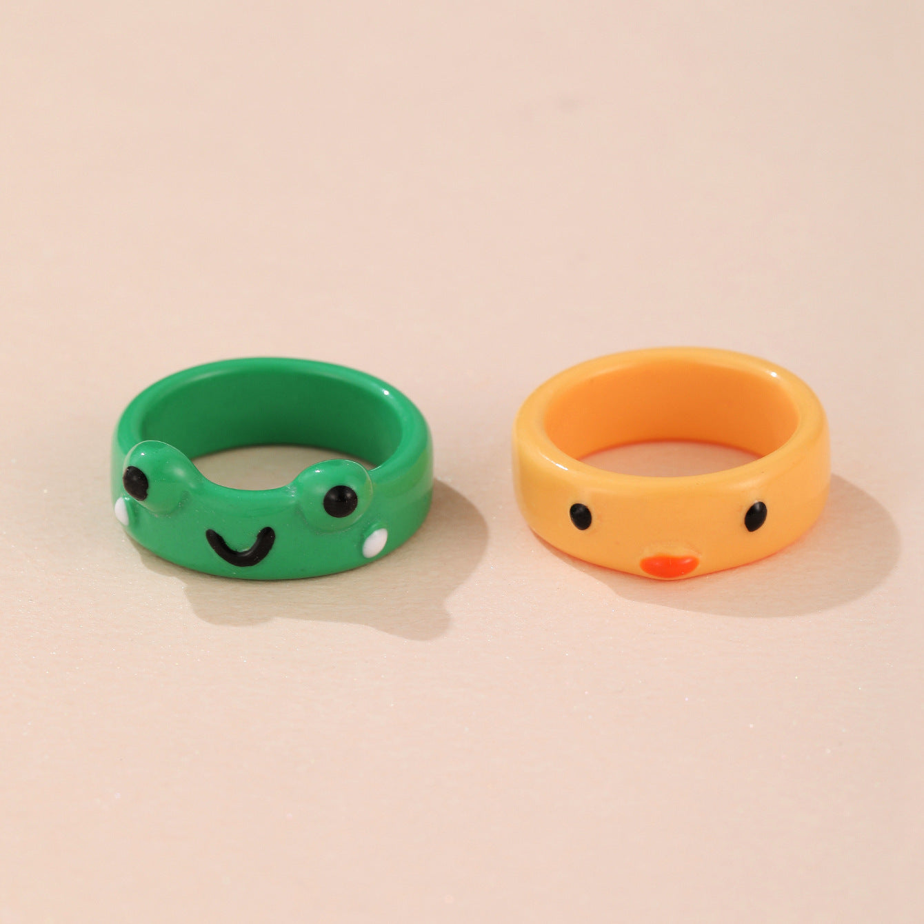 European American Cartoon Frog Resin Ring Set - Cute Creative Design for Women