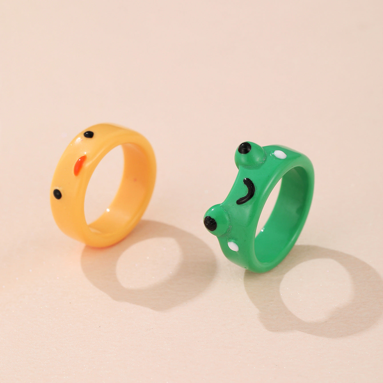 European American Cartoon Frog Resin Ring Set - Cute Creative Design for Women