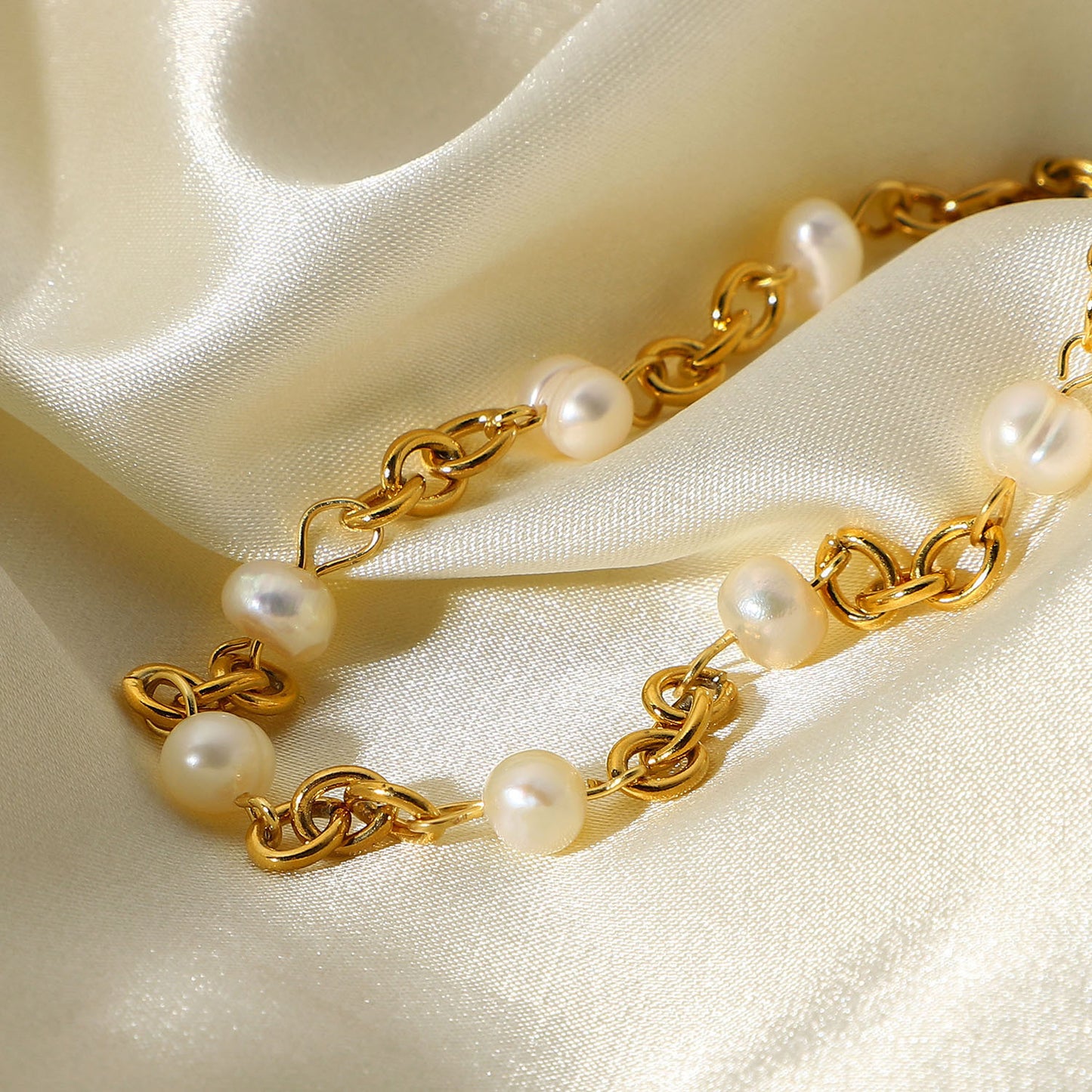 18K Gold Plated Stainless Steel Freshwater Pearl Chain Women's Bracelet