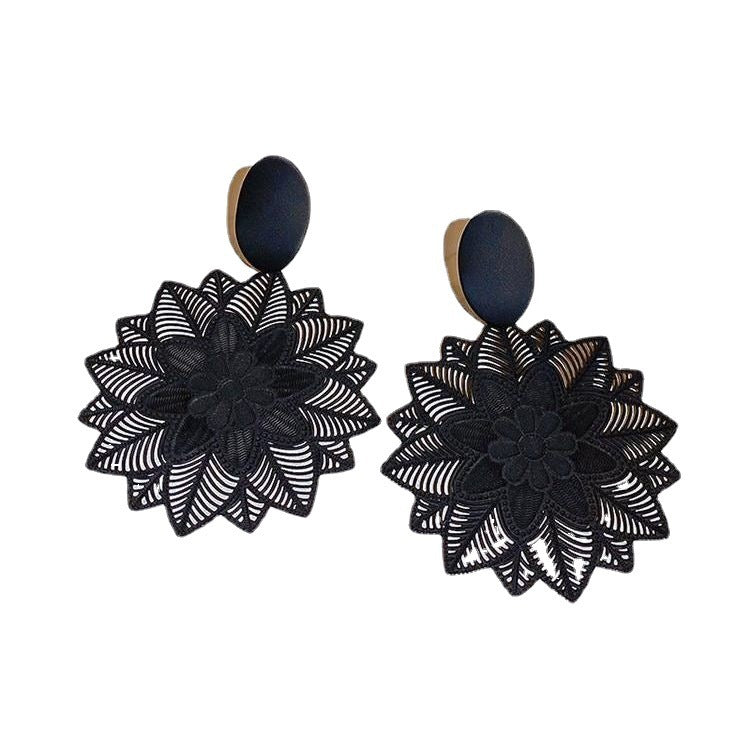 Exquisite Black Flower Statement Earrings with 925 Silver Needle