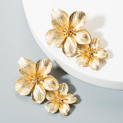 Fashion Alloy Double Flower Petal Earrings in Shiny Gold