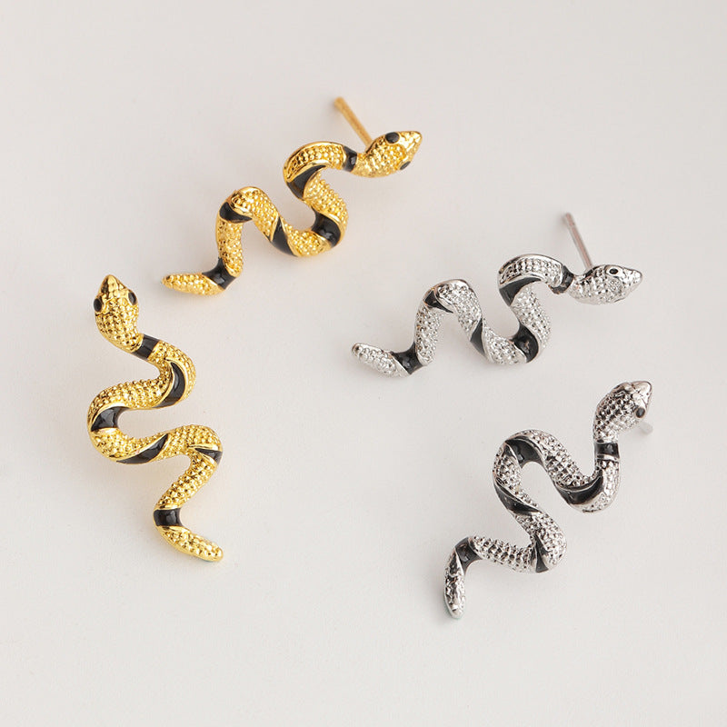 Fashion Curved Snake Alloy Earrings