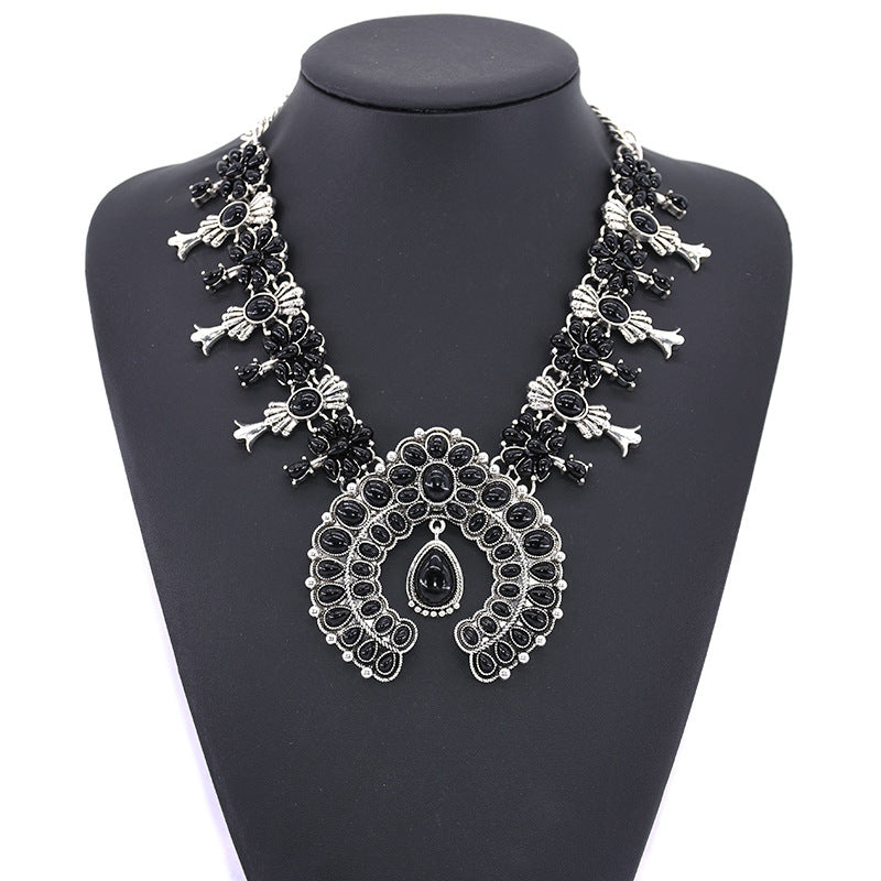 Fashion Flower Artificial Crystal Alloy Plating Artificial Crystal Necklace