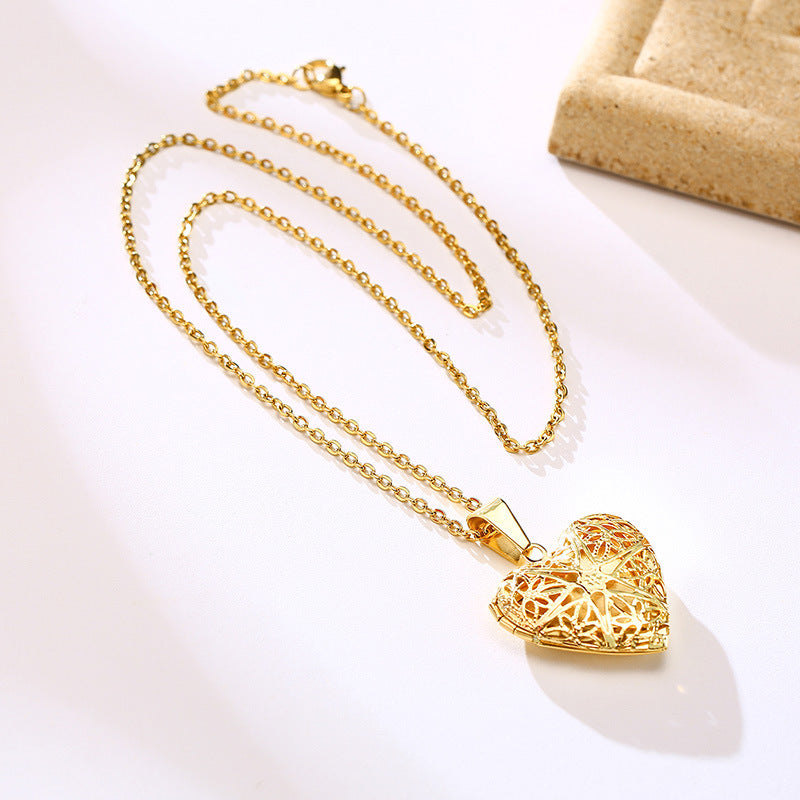Fashion Heart Shape Titanium Steel Necklace Plating Stainless Steel Necklaces