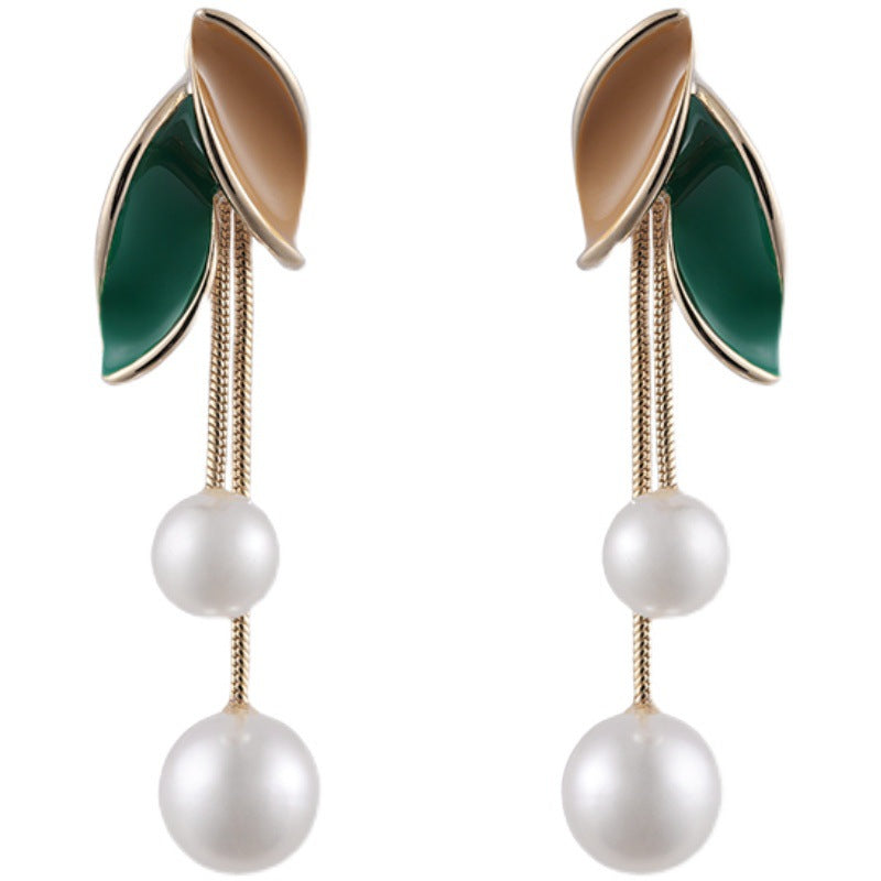 Fashion Leaf Pearl Drop Earrings with S925 Silver Needle