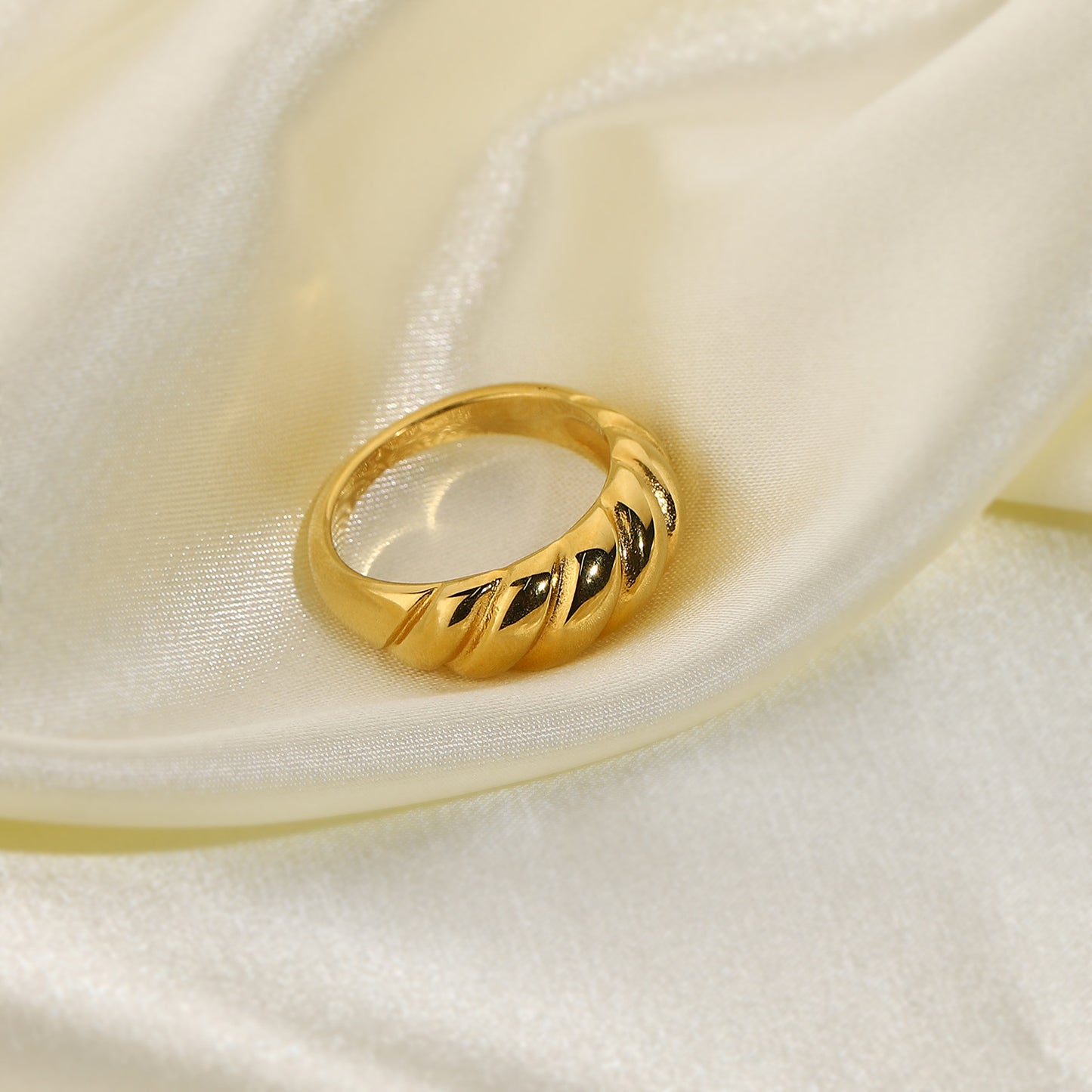 18k Gold Plated Stainless Steel Croissant Ring - French Style Jewelry