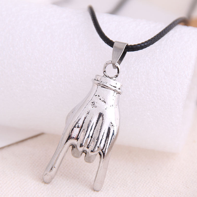 Men's Retro Gesture Necklace & Stainless Steel Cake Utensil Set