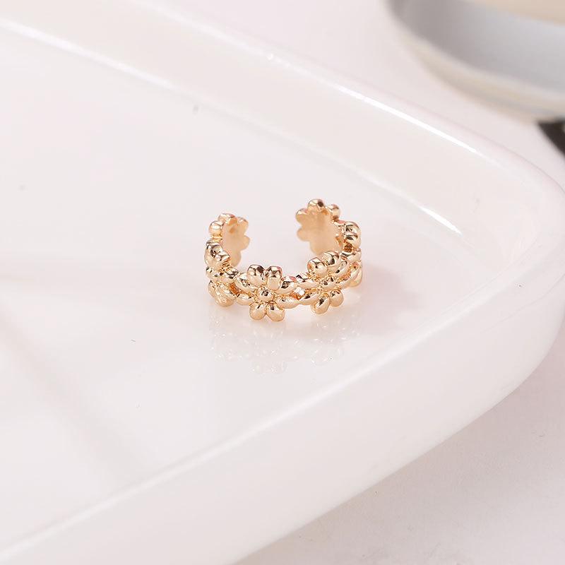 Daisy Flower U-Shaped Ear Cuff Clip Earrings for Women