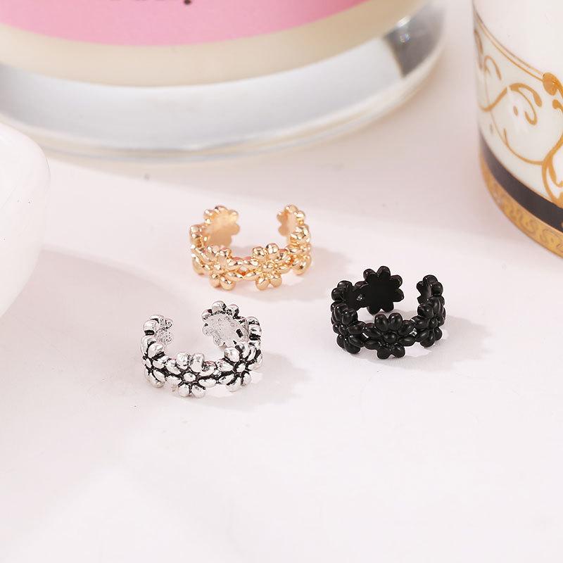 Daisy Flower U-Shaped Ear Cuff Clip Earrings for Women