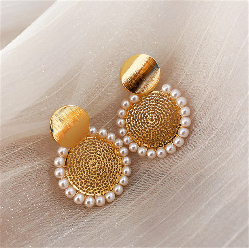 Geometric Mesh Pearl Drop Earrings in 925 Silver