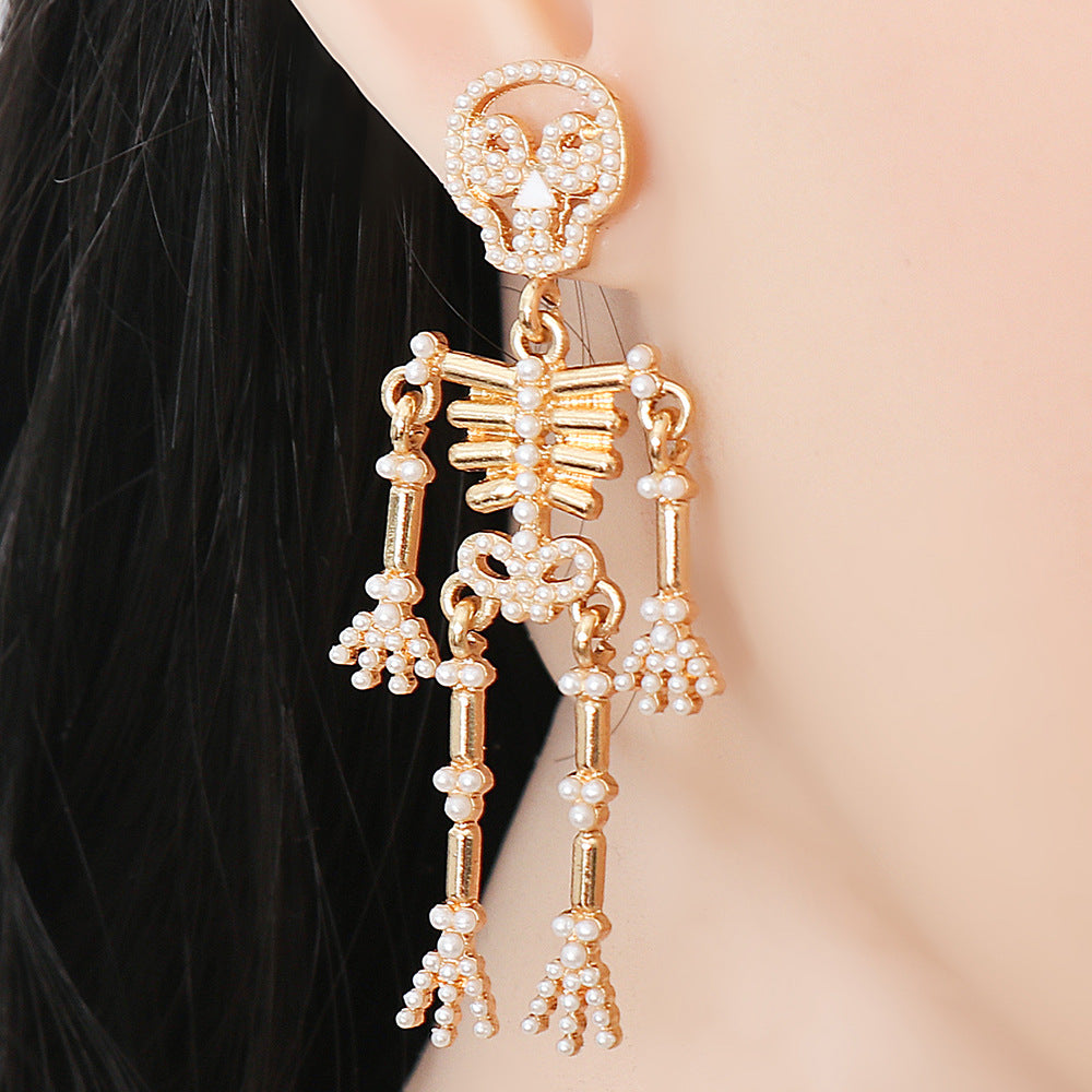 Halloween Movable Skull Pearl Earrings