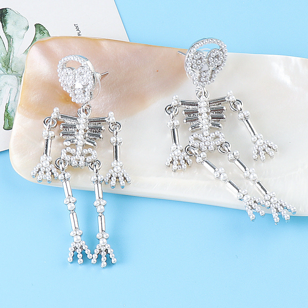 Halloween Movable Skull Pearl Earrings