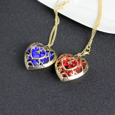 Hot Seliing Necklace The Legend Of Zelda 2 Hollowed Out Love Crystal Necklace