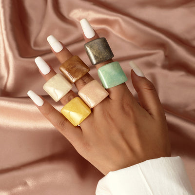 Korean Retro Resin Minimalist Design Acrylic Index Finger Ring Fashion Statement