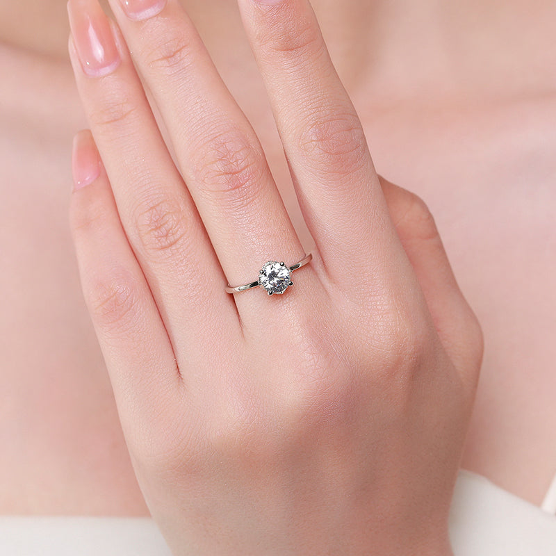 Luxurious Sterling Silver Zircon Inlay Rhodium Plated Ring for Women