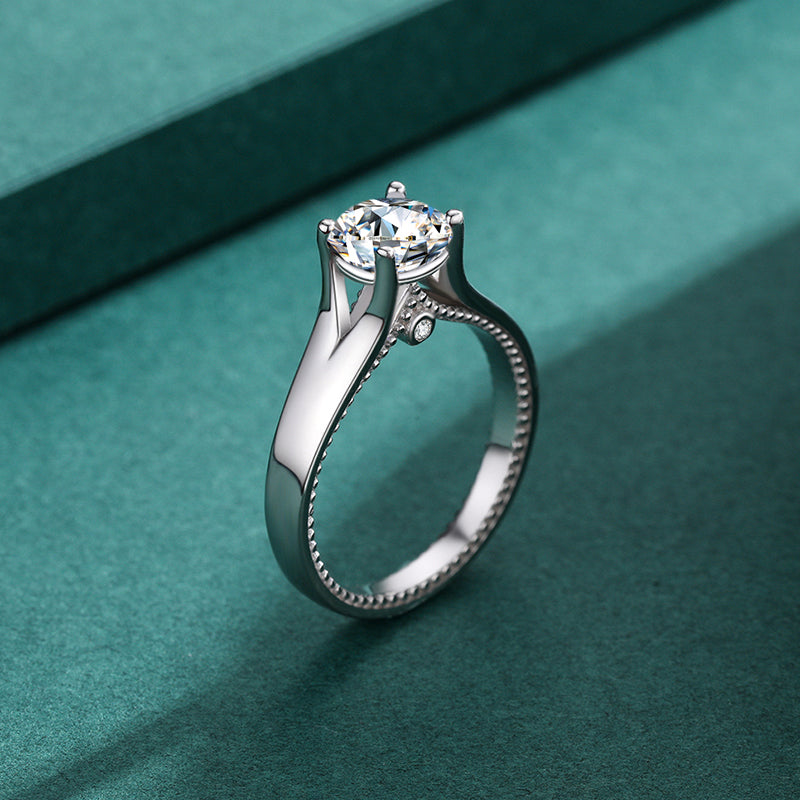 Luxurious Sterling Silver Zircon Inlay Rhodium Plated Ring for Women