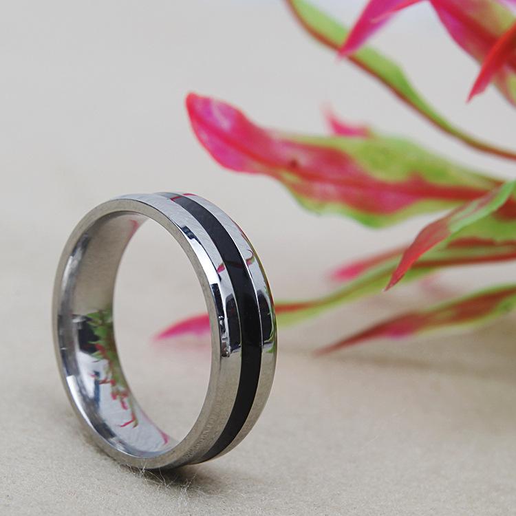 Mirror Finish Double Beveled Titanium Steel Ring