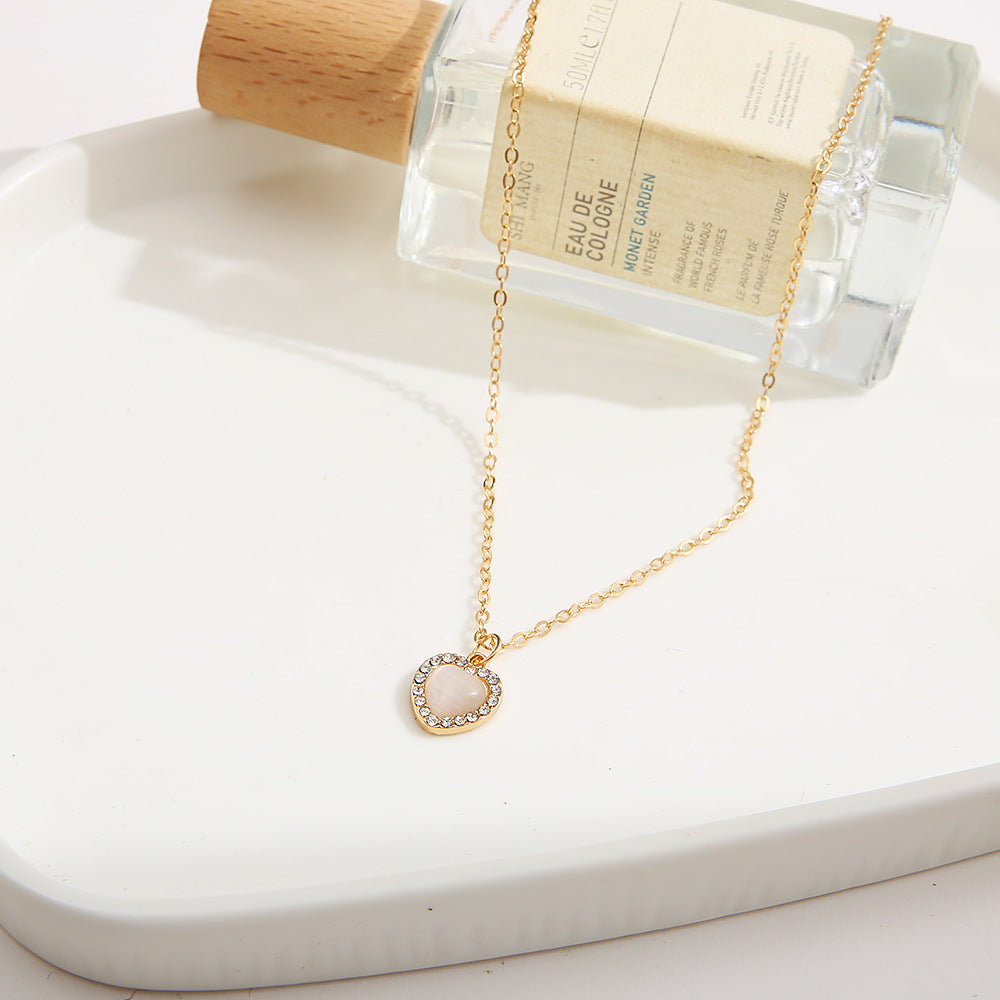 New Creative Simple Women's Jewelry Opal Love Pendant Necklace Wholesale