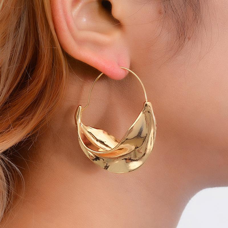 New Fashion Irregular Metal Flower Basket Statement Earrings for Women