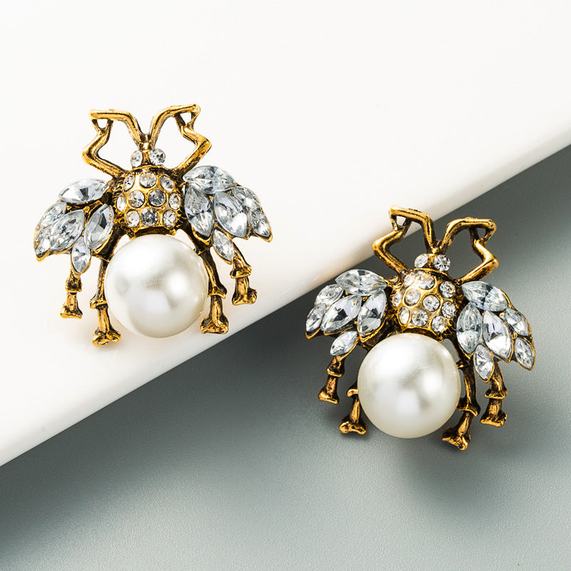 Retro Bee Pearl Rhinestone Stud Earrings