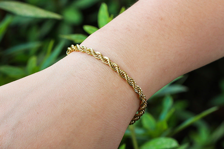 Minimalist Twist Chain Stainless Steel Bracelet in 18k Gold Plating