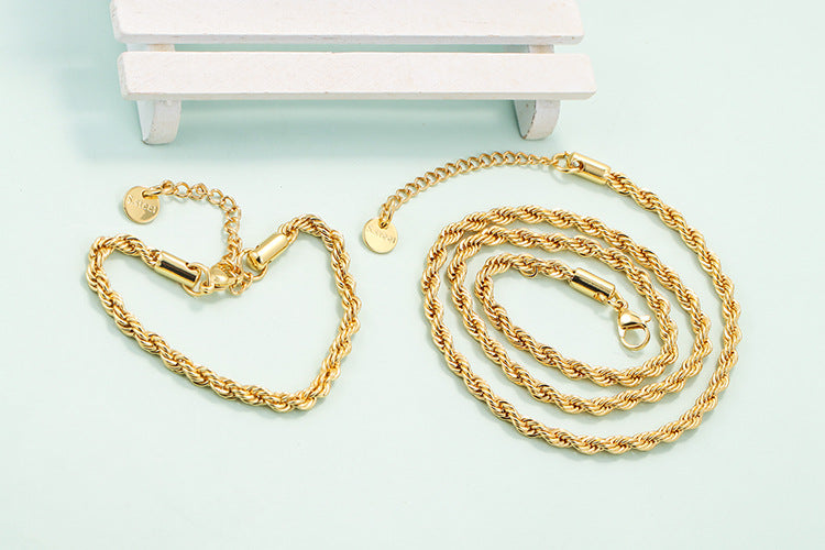 Minimalist Twist Chain Stainless Steel Bracelet in 18k Gold Plating