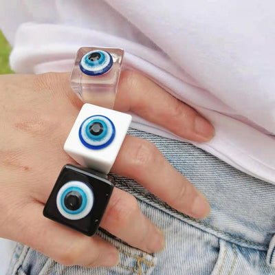 Retro Blue Eye Glitter Resin Square Ring