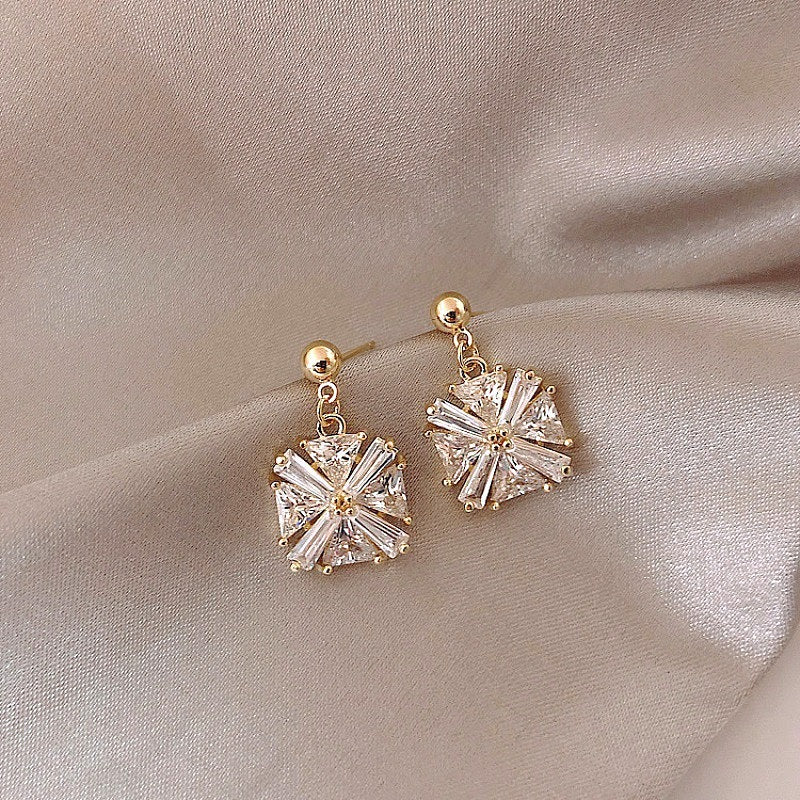 Retro Floral Copper Zircon Pearl Square Drop Earrings