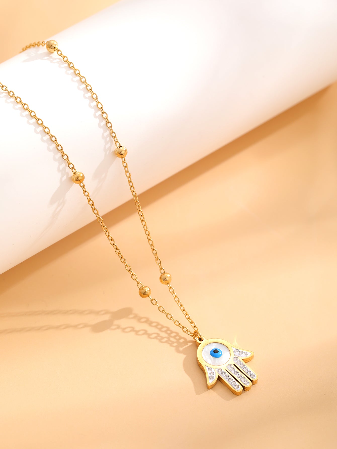 Retro Palm Eye Butterfly Titanium Steel Plating Inlay Shell Zircon Gold Plated Pendant Necklace