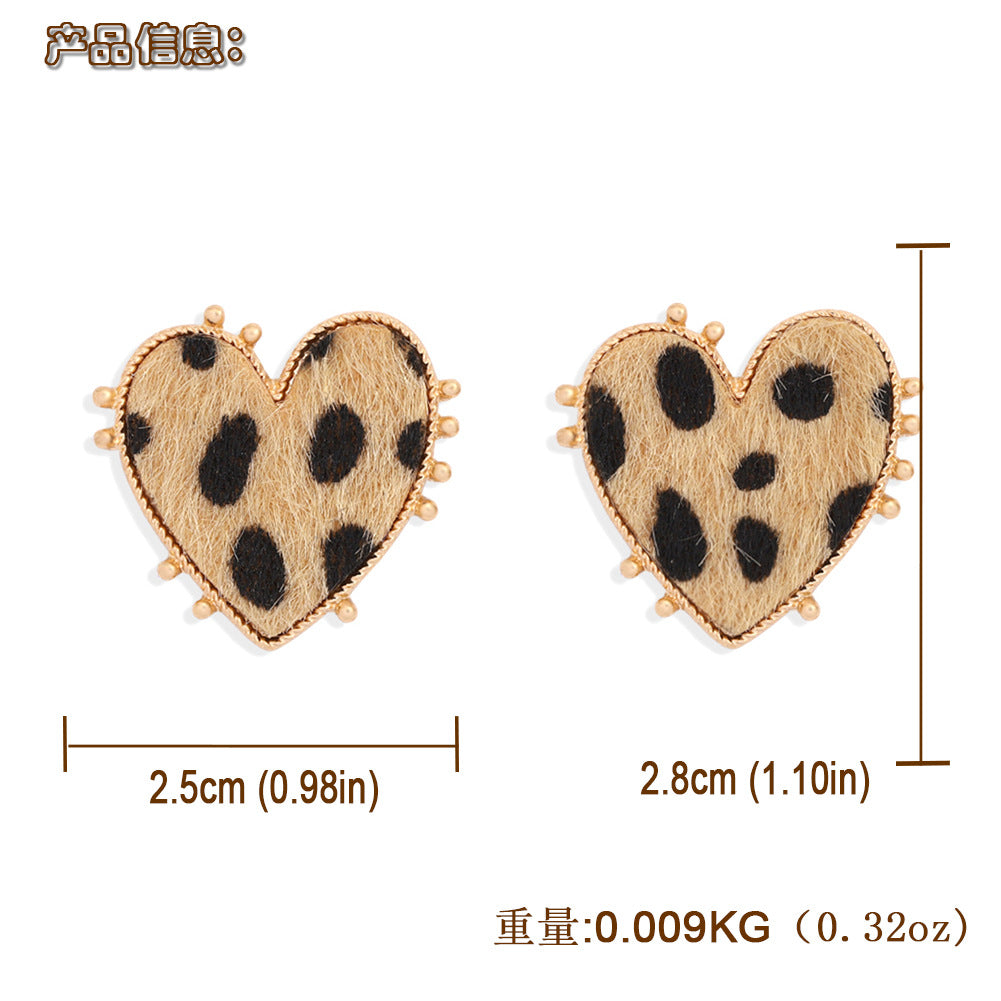 Retro Peach Heart Leopard Earrings