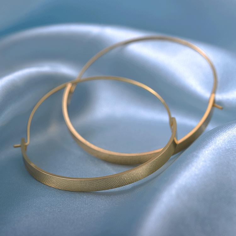 Simple Geometric Half-Circle Hoop Earrings - Green Gold Electroplated Silver