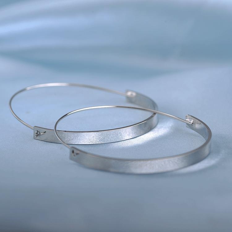 Simple Geometric Half-Circle Hoop Earrings - Green Gold Electroplated Silver