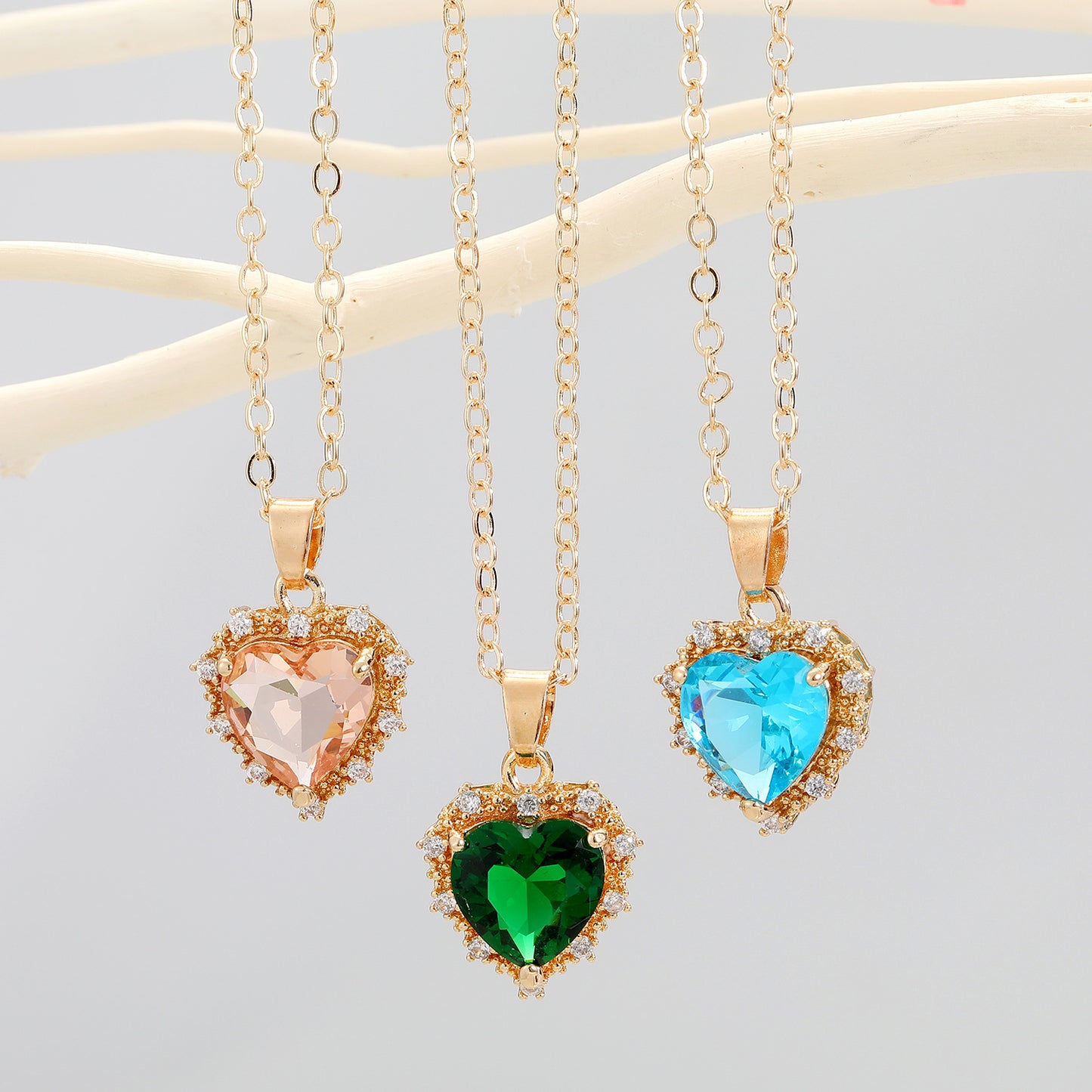 Simple Crystal Heart Pendant Necklace with Rhinestone Accents