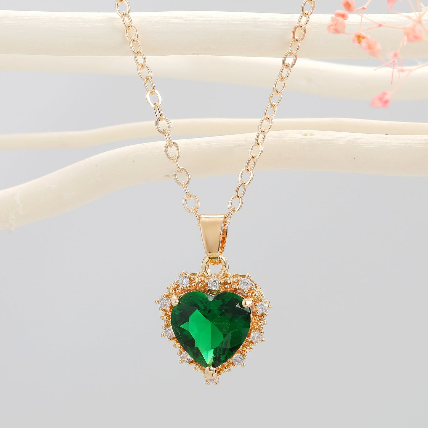 Simple Crystal Heart Pendant Necklace with Rhinestone Accents