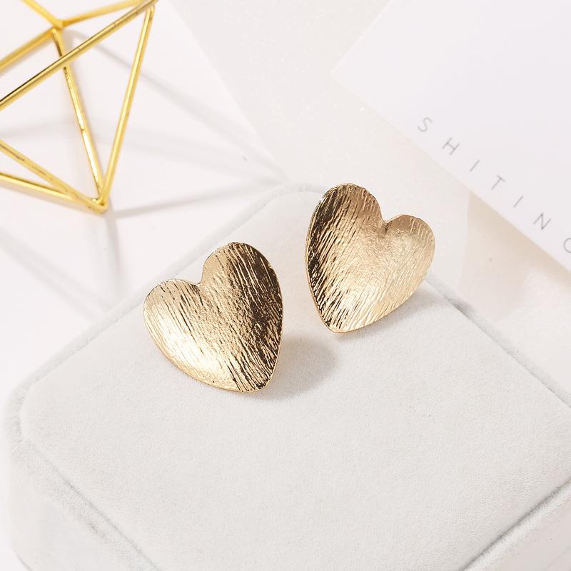 Vintage Matte Alloy Heart Earrings - Retro Statement Fashion Jewelry