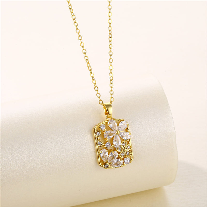 Wholesale Artistic Geometric Circle Flower Stainless Steel Titanium Steel 18K Gold Plated Zircon Pendant Necklace