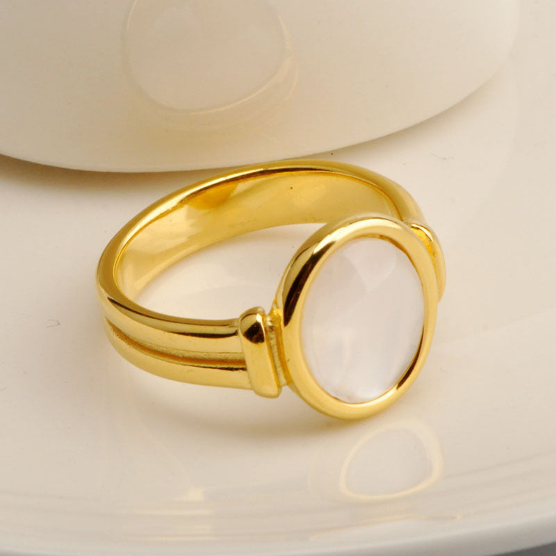 Elegant Oval Shell Titanium Steel 18K Gold Plated Ring