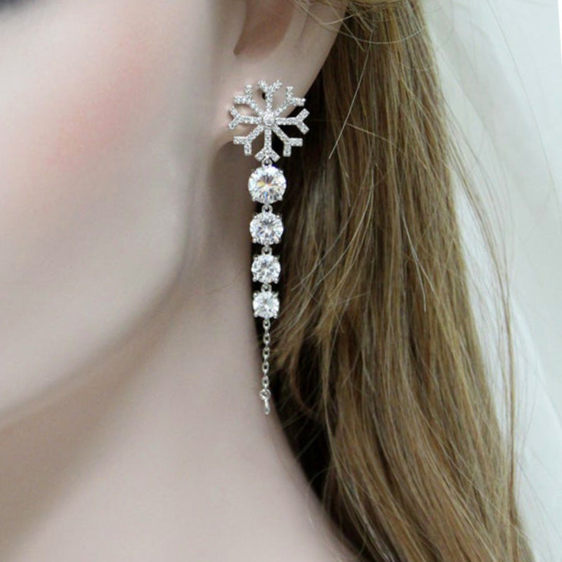 Simple Snowflake Zircon Stud Earrings for Women